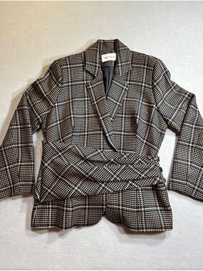 The Fold London Womens Size 10 Wool Blend Blazer Jacket Tan Navy Draped Detail